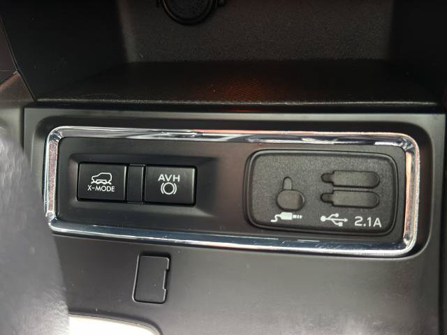 Used 2020 Subaru Ascent Limited w/ Technology Package AWD/4WD image 30