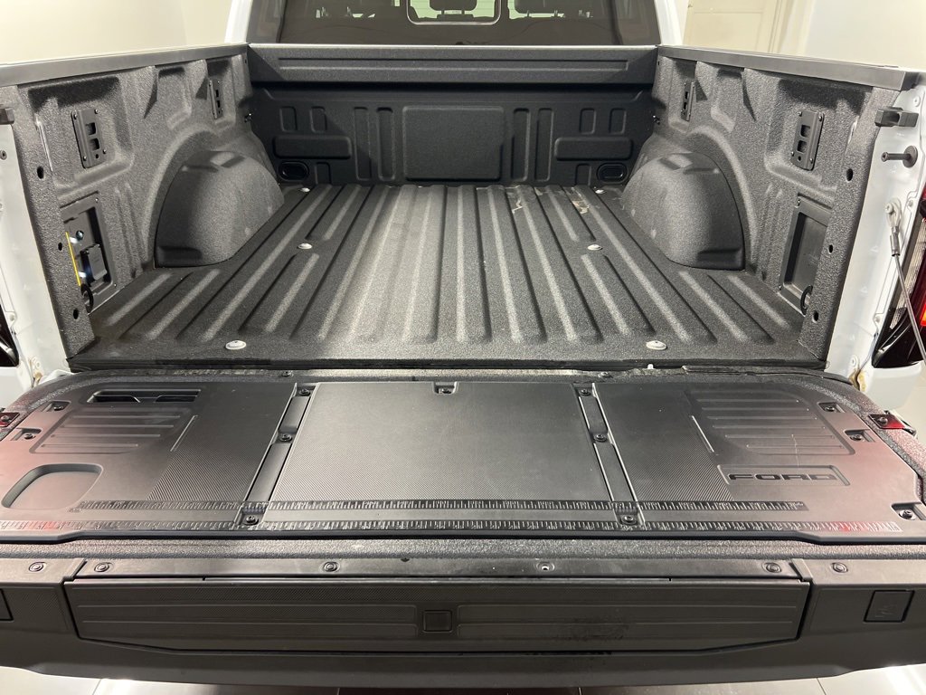 Certified 2025 Ford F150 Lightning Lariat image 35