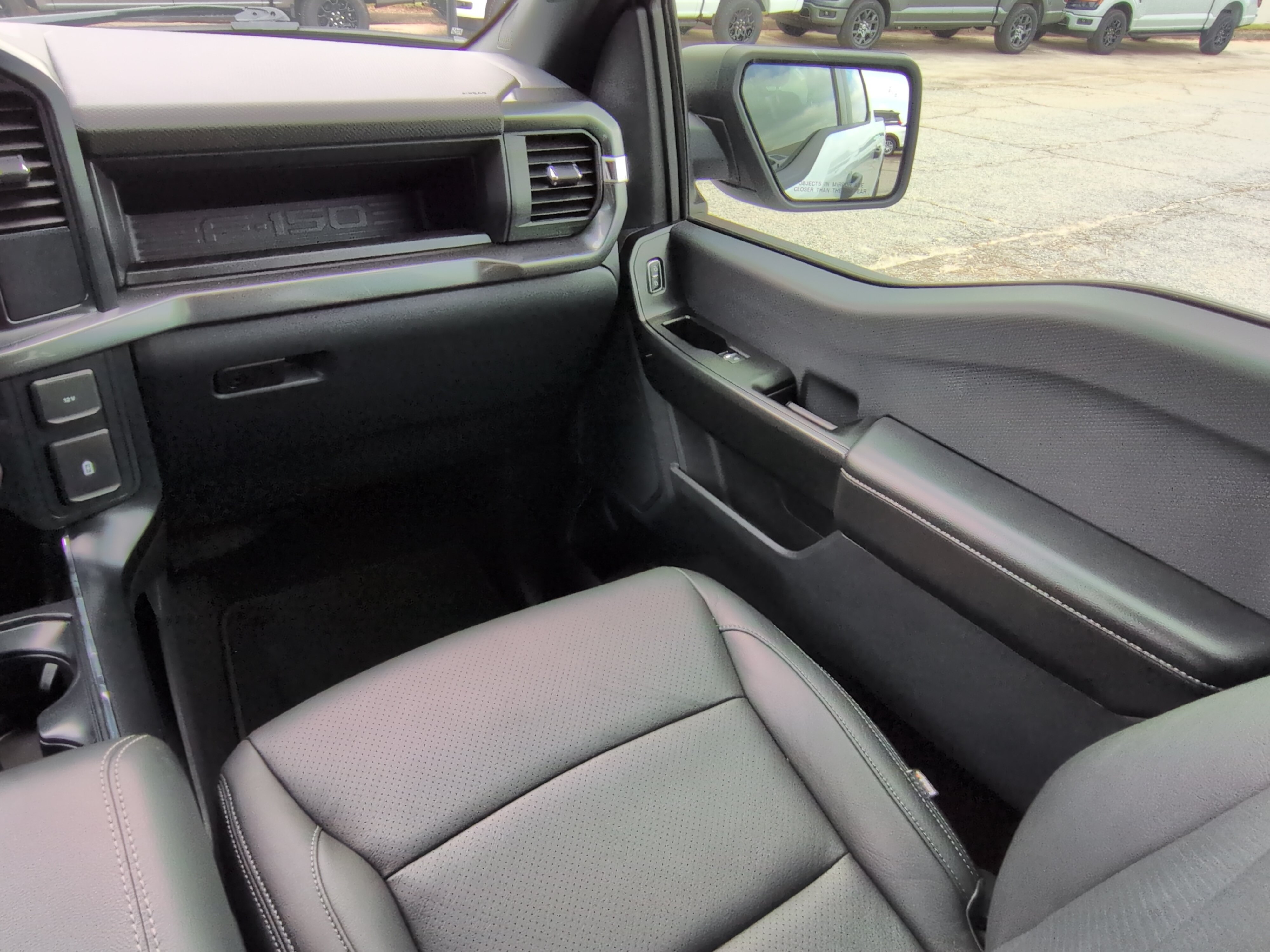 Certified 2025 Ford F150 STX w/ Equipment Group 200A RWD image 15