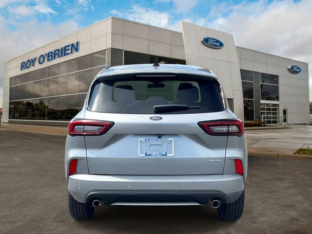 Certified 2024 Ford Escape ST-Line w/ Tech Pack #1 AWD/4WD image 4