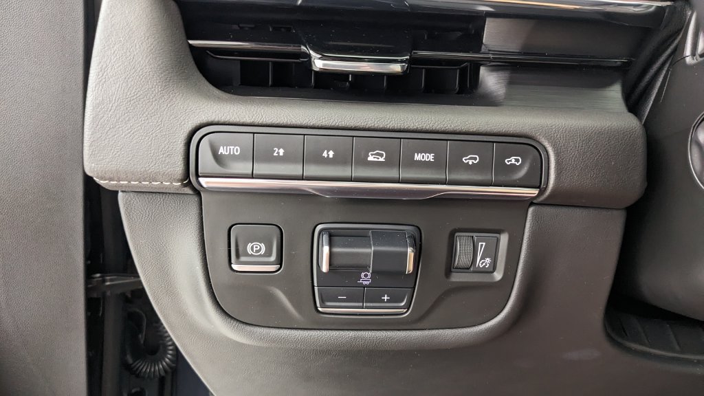Used 2024 Cadillac Escalade ESV Sport w/ Touring Package AWD/4WD image 36