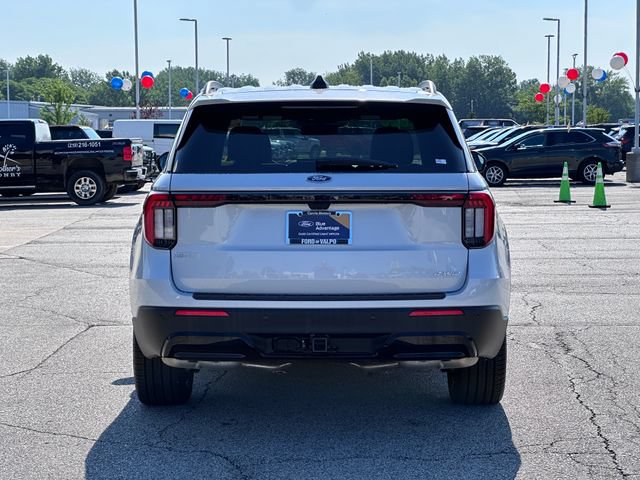 Certified 2026 Ford Explorer ST-Line w/ ST-Line Street Pack AWD/4WD image 6
