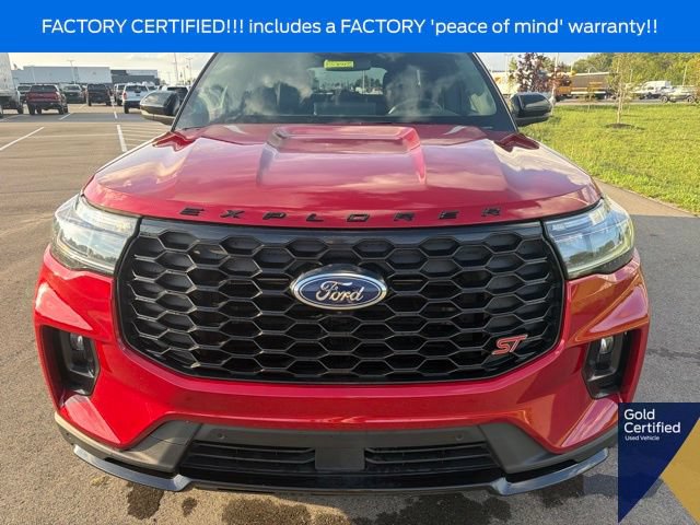 Certified 2025 Ford Explorer ST AWD/4WD image 4