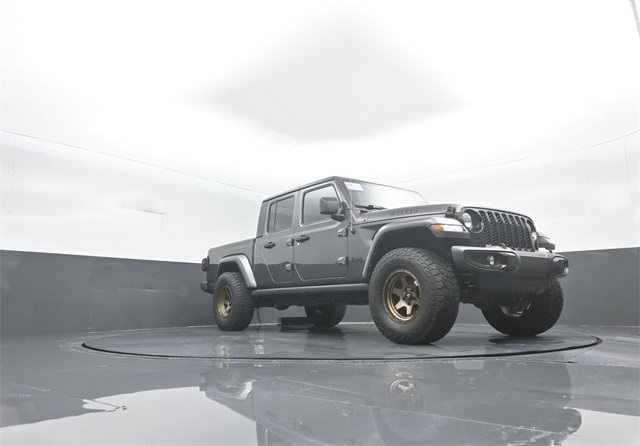 Used 2021 Jeep Gladiator Willys image 26
