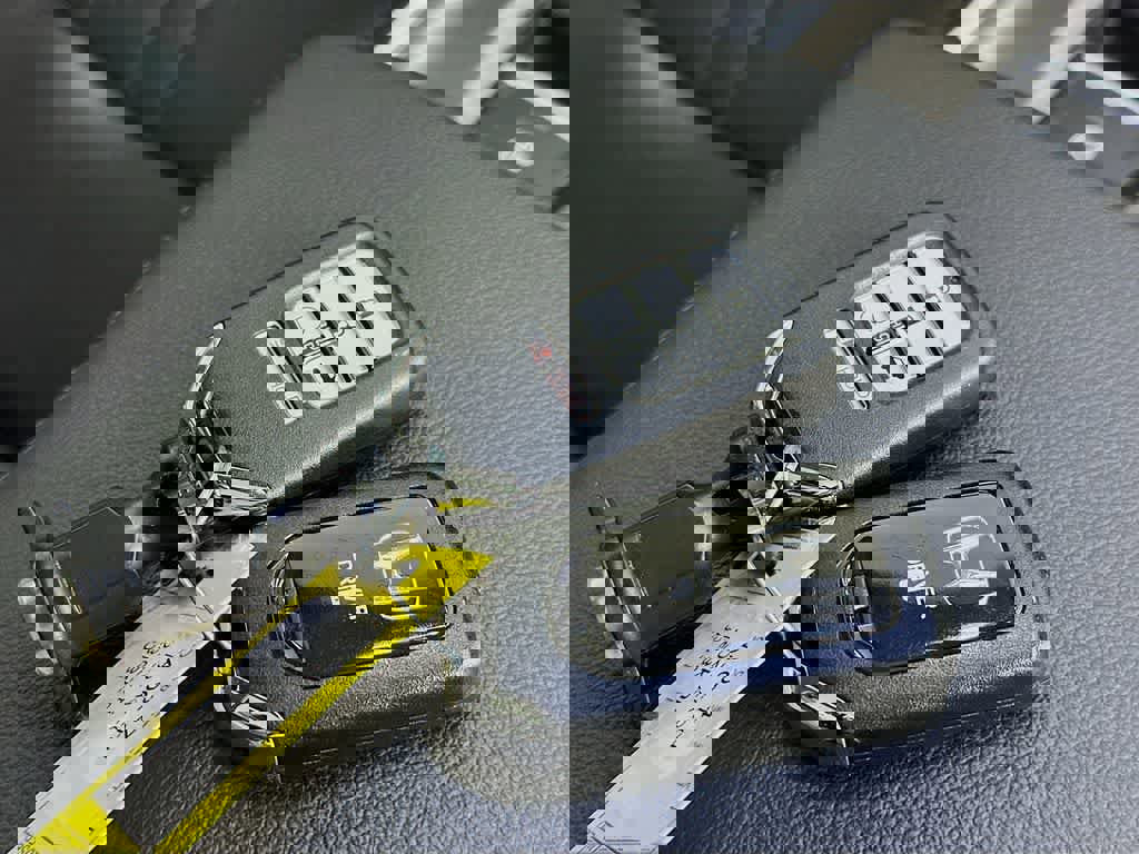 Used 2022 Honda Accord EX-L image 25