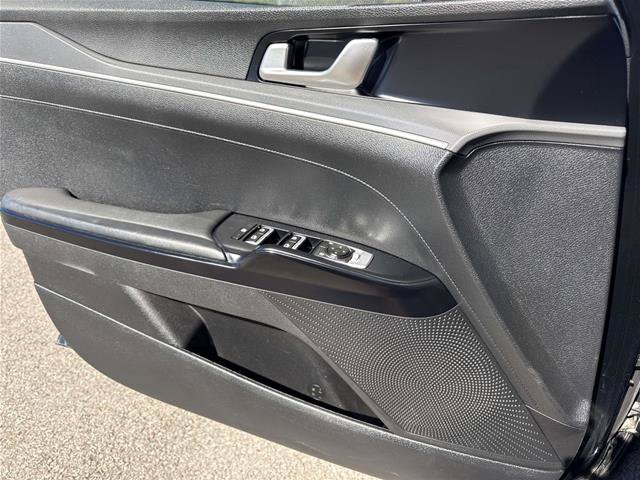 Used 2022 Kia K5 LXS AWD/4WD image 12