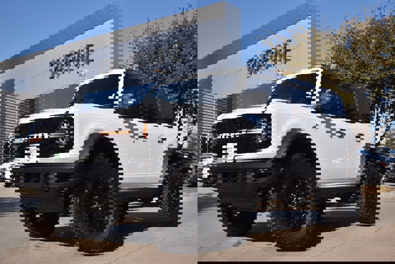 Certified 2023 Ford Bronco Wildtrak image 2