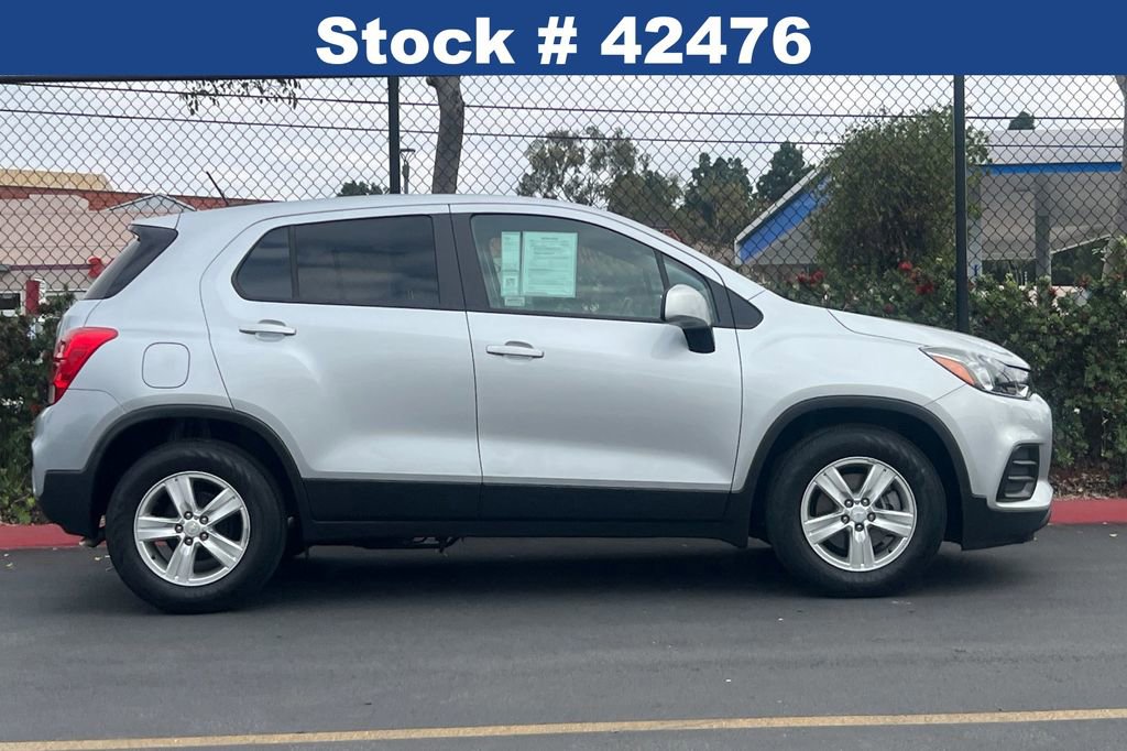 Used 2020 Chevrolet Trax LS w/ Tint and Cruise Package image 4