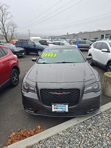 Used 2021 Chrysler 300 S image 2