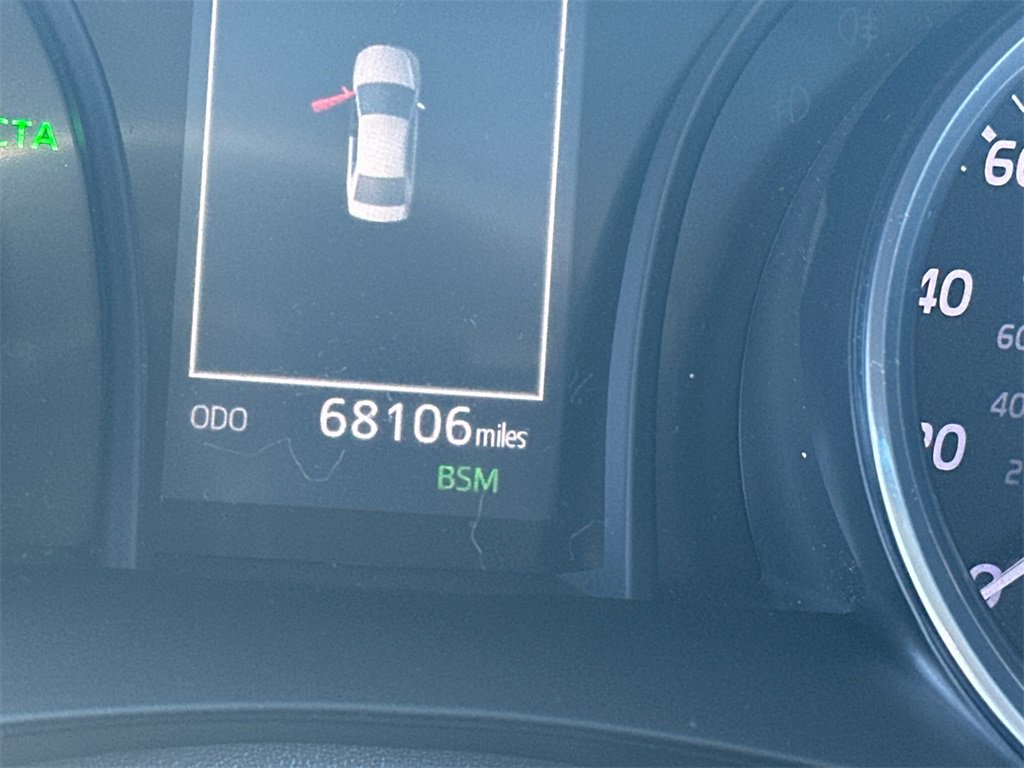 Used 2020 Toyota Camry SE image 27