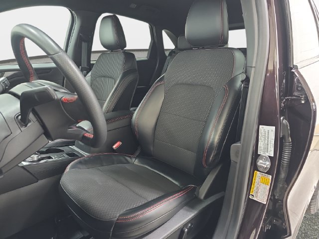 Certified 2023 Ford Escape ST-Line w/ Tech Pack #1 FWD image 14