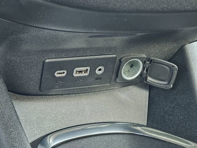 Used 2024 Chevrolet Malibu LT image 21