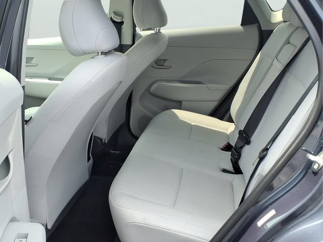 Used 2025 Hyundai Kona SEL AWD/4WD image 13