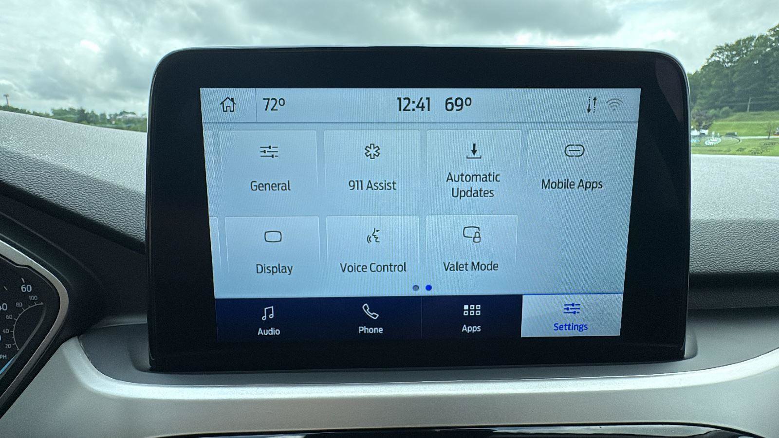 Certified 2022 Ford Escape SE w/ Cold Weather Package AWD/4WD image 28