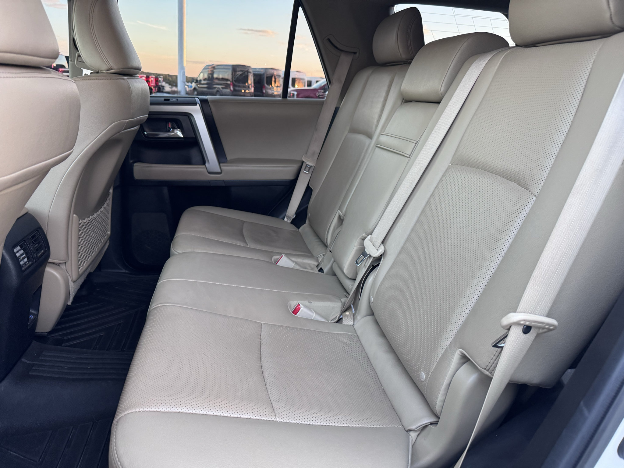 Used 2023 Toyota 4Runner Limited AWD/4WD image 13