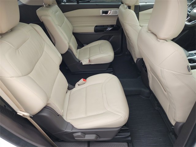 Certified 2022 Ford Explorer Platinum w/ Technology Package image 29