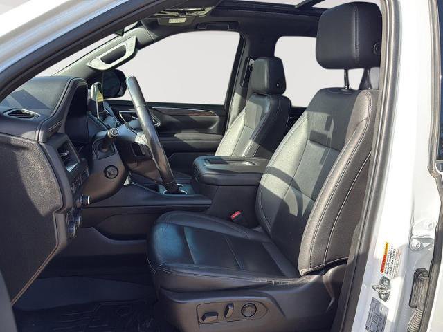 Used 2023 Chevrolet Suburban Z71 w/ Luxury Package image 12