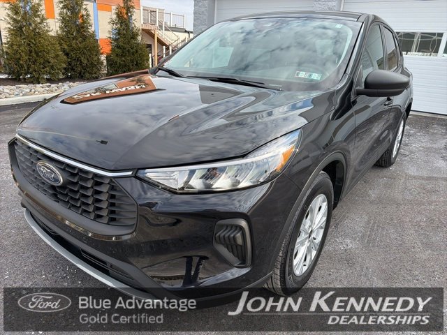 Certified 2025 Ford Escape Active w/ Cold Weather Package image 8