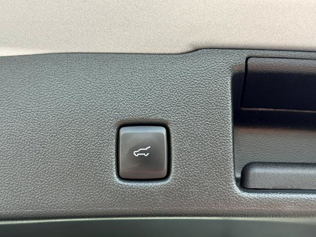 Certified 2023 Ford Escape Platinum w/ Premium Technology Package AWD/4WD image 21