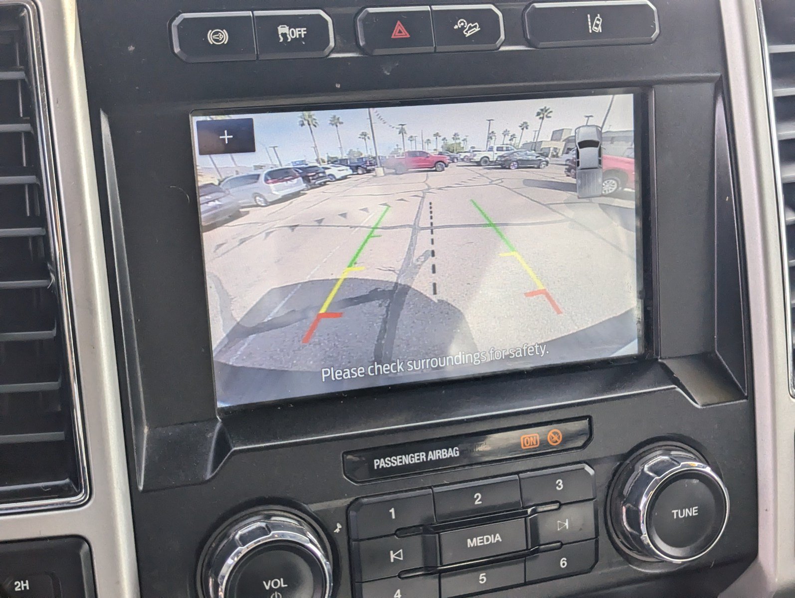 Certified 2020 Ford F350 Lariat w/ Lariat Ultimate Package AWD/4WD image 13