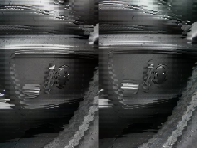 Certified 2025 Ford Escape Platinum image 15