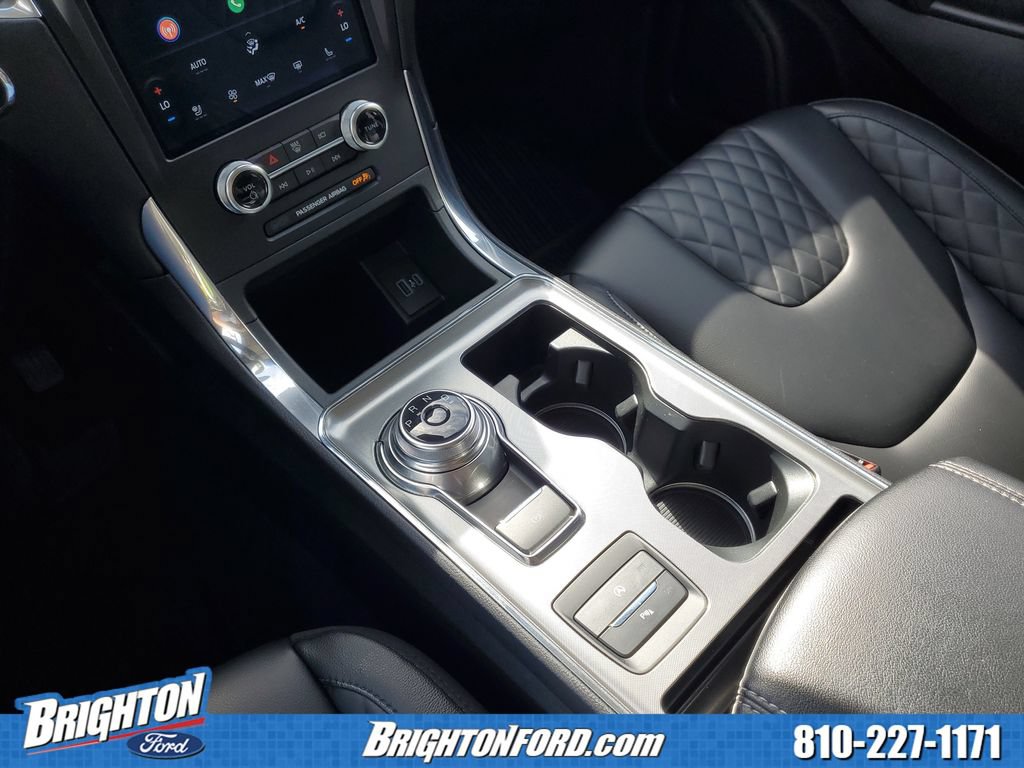 Certified 2024 Ford Edge Titanium AWD/4WD image 29