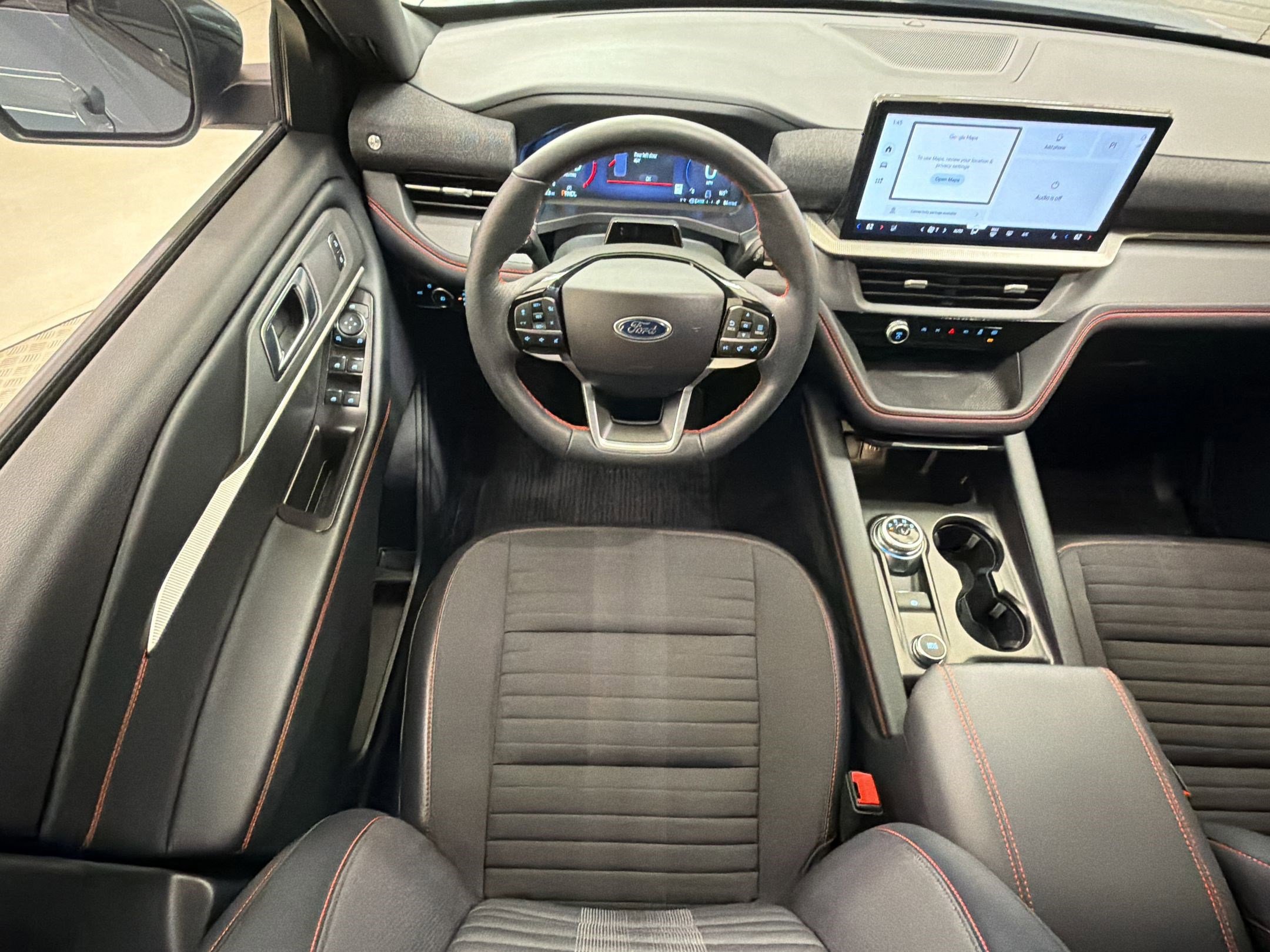 Certified 2025 Ford Explorer ST-Line RWD image 26