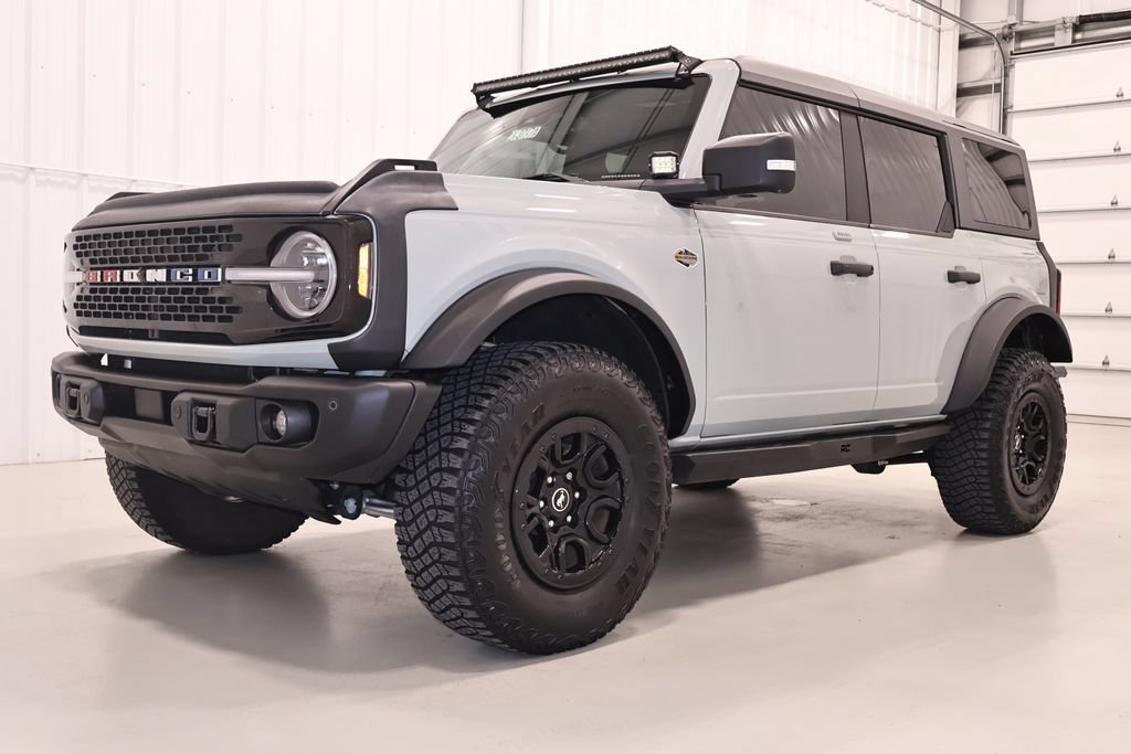 Certified 2023 Ford Bronco Wildtrak AWD/4WD image 6