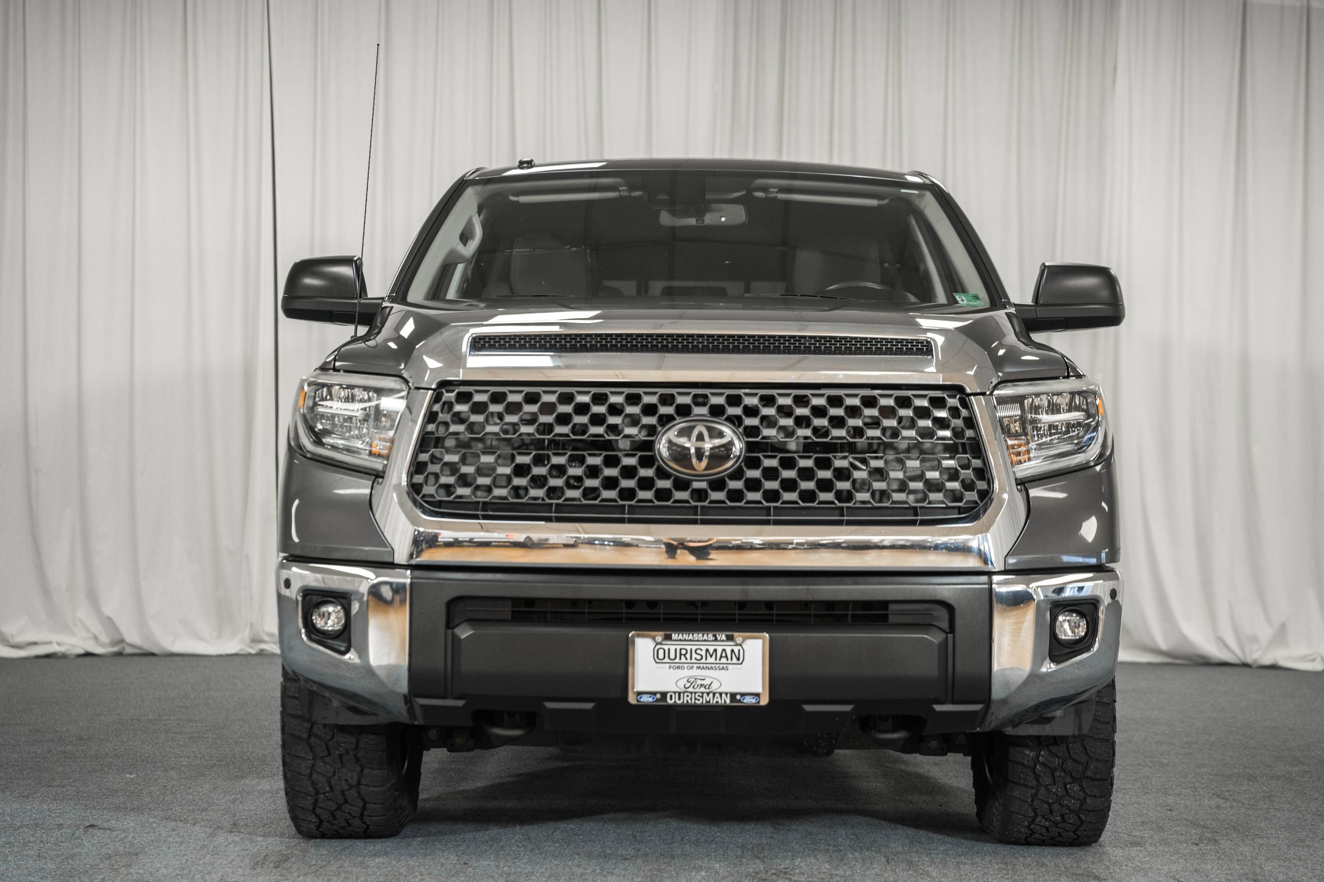 Used 2018 Toyota Tundra SR5 image 2