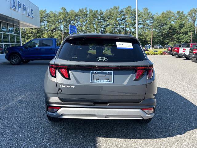 Used 2025 Hyundai Tucson SEL FWD image 3