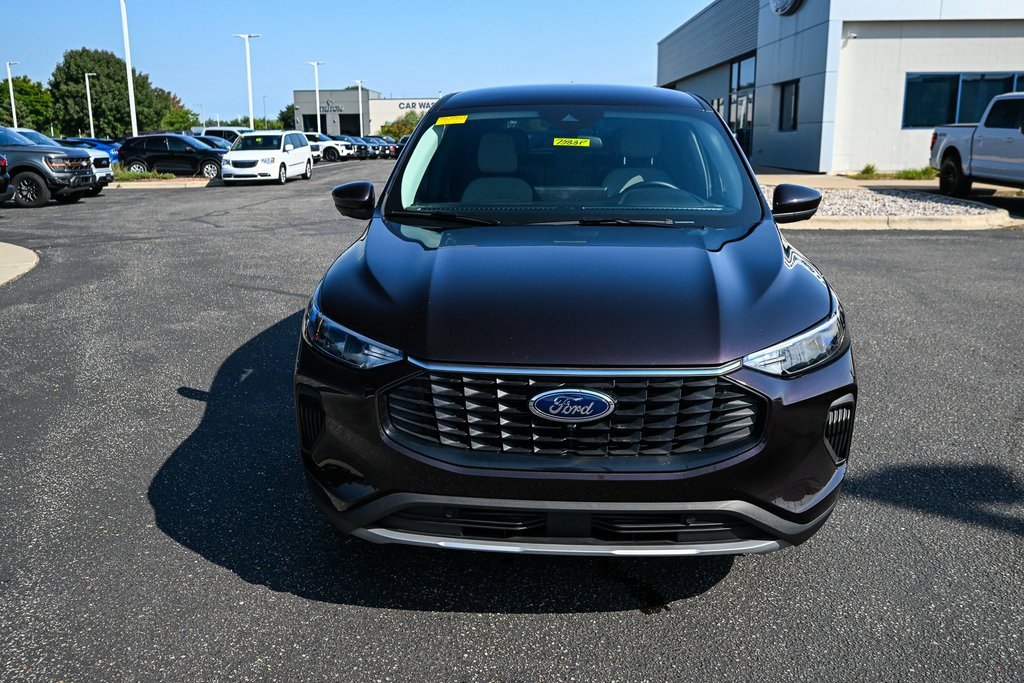 Certified 2023 Ford Escape Active w/ Tech Pack #2 image 10