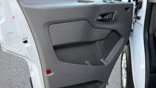 Certified 2025 Ford Transit 250 Low Roof w/ Exterior Upgrade Package RWD image 10