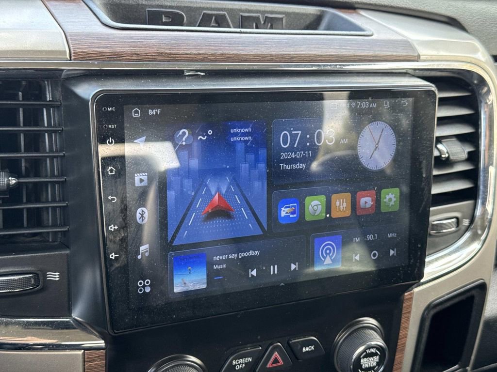 Used 2018 RAM 1500 Laramie w/ Convenience Group image 12