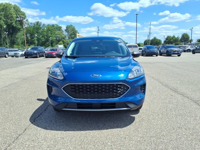 Certified 2022 Ford Escape SE w/ Convenience Package AWD/4WD image 2