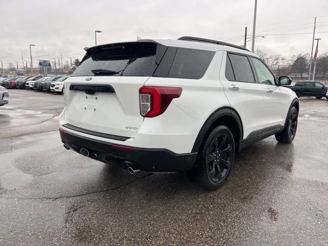 Certified 2023 Ford Explorer ST-Line w/ Class IV Trailer Tow Package image 2