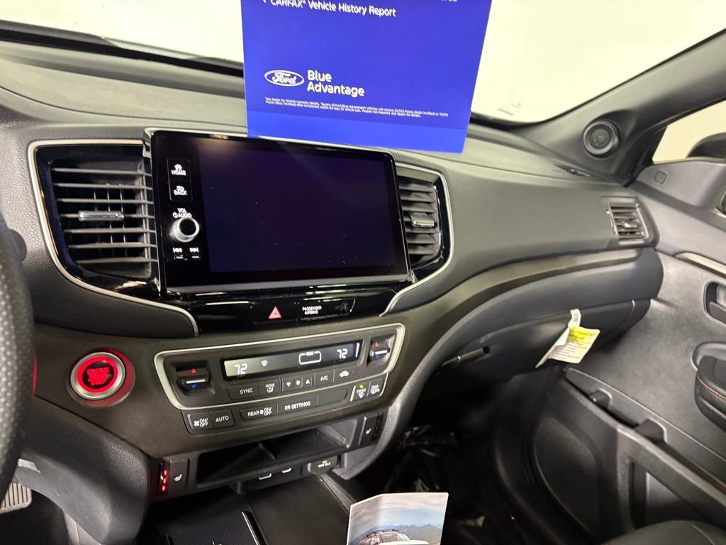 Used 2025 Honda Ridgeline TrailSport image 17