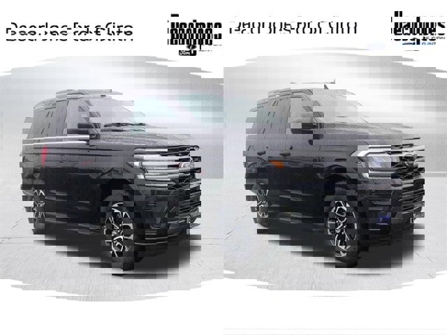 Certified 2024 Ford Expedition XLT image 7