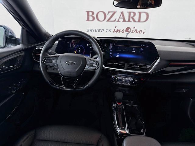 Used 2025 Chevrolet Trax RS w/ Driver Confidence Package FWD image 26