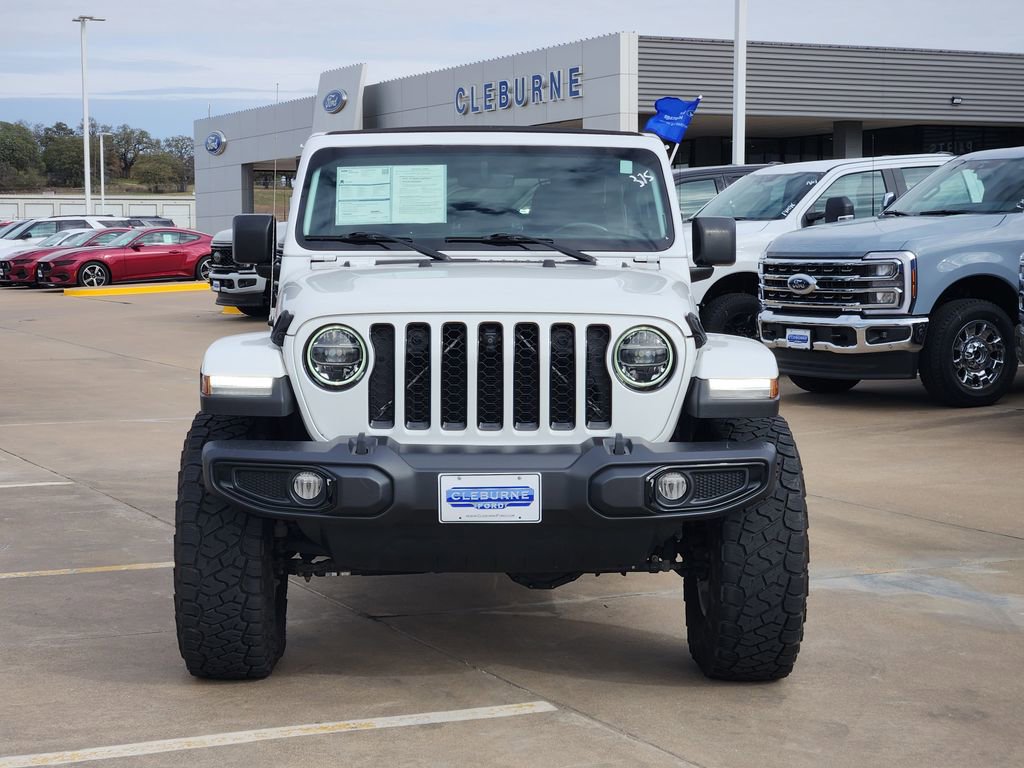 Used 2021 Jeep Wrangler Unlimited Sahara image 2