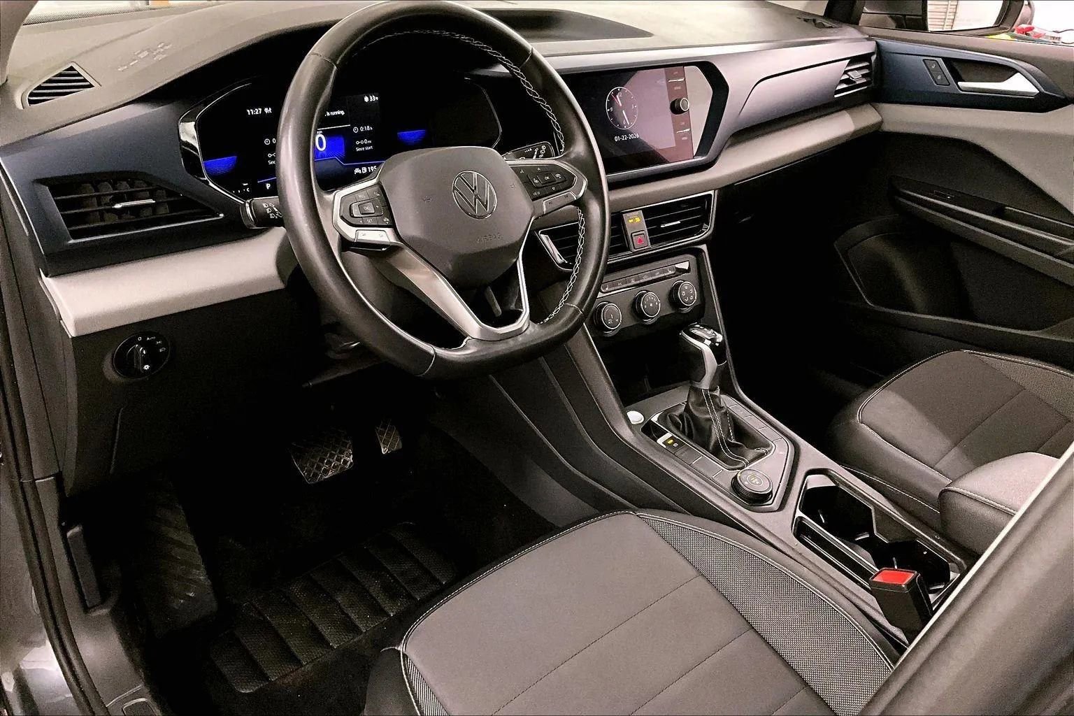 Used 2022 Volkswagen Taos SE image 12