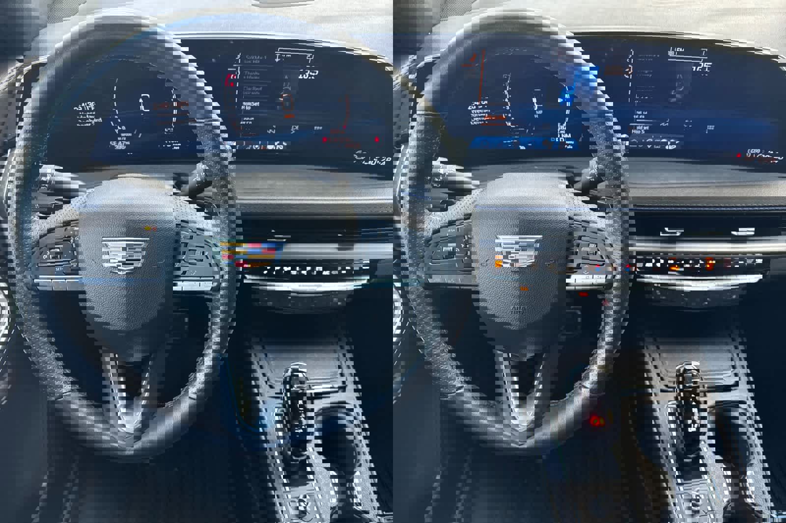 Used 2024 Cadillac XT4 Sport image 14