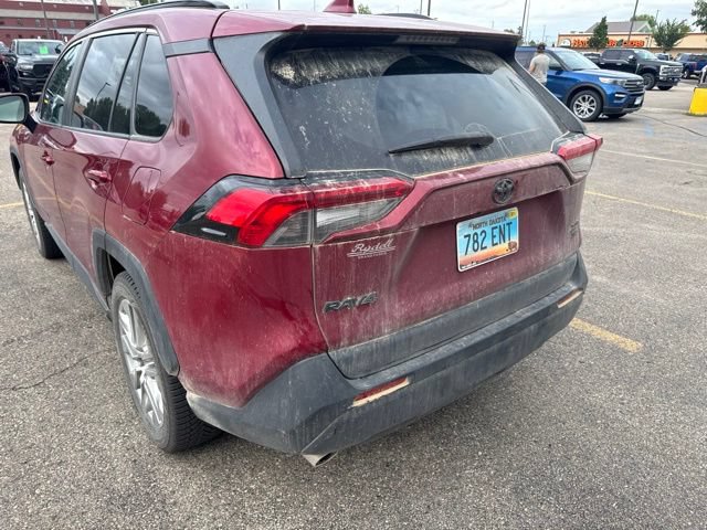 Used 2020 Toyota RAV4 XLE Premium AWD/4WD image 7