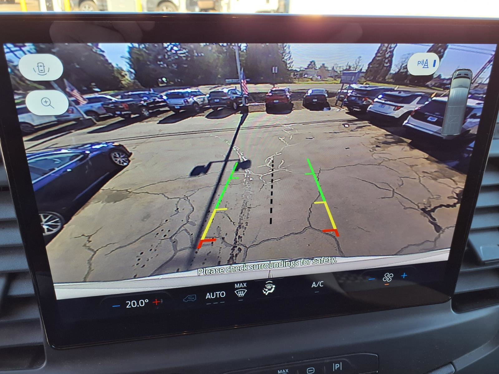 Certified 2022 Ford E-Transit Base image 15