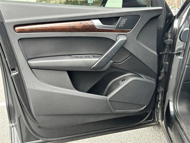 Used 2019 Audi Q5 2.0T Premium image 10