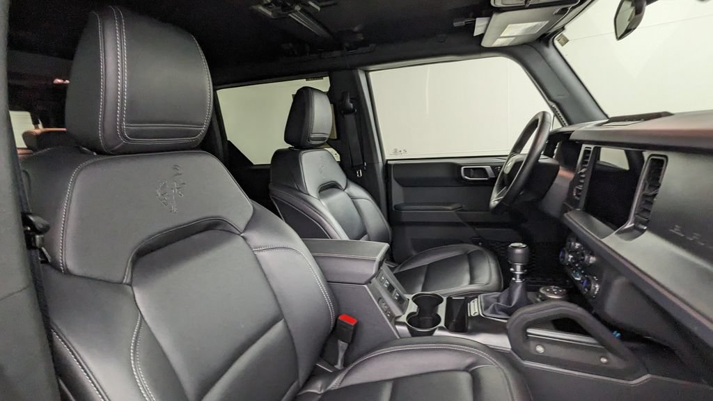 Certified 2025 Ford Bronco Big Bend w/ Sasquatch Package AWD/4WD image 37