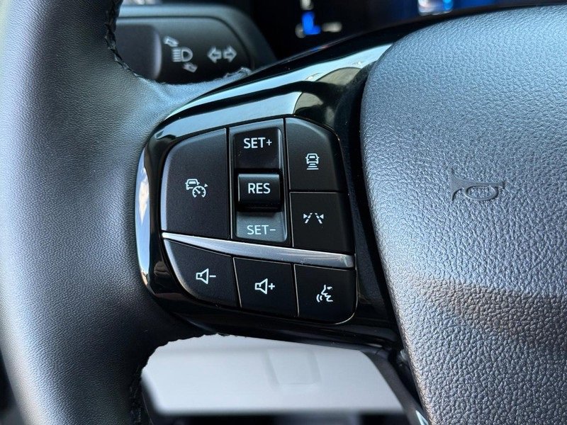 Certified 2023 Ford Escape SE image 16