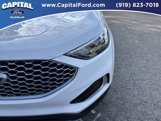 Certified 2024 Ford Edge SEL image 11