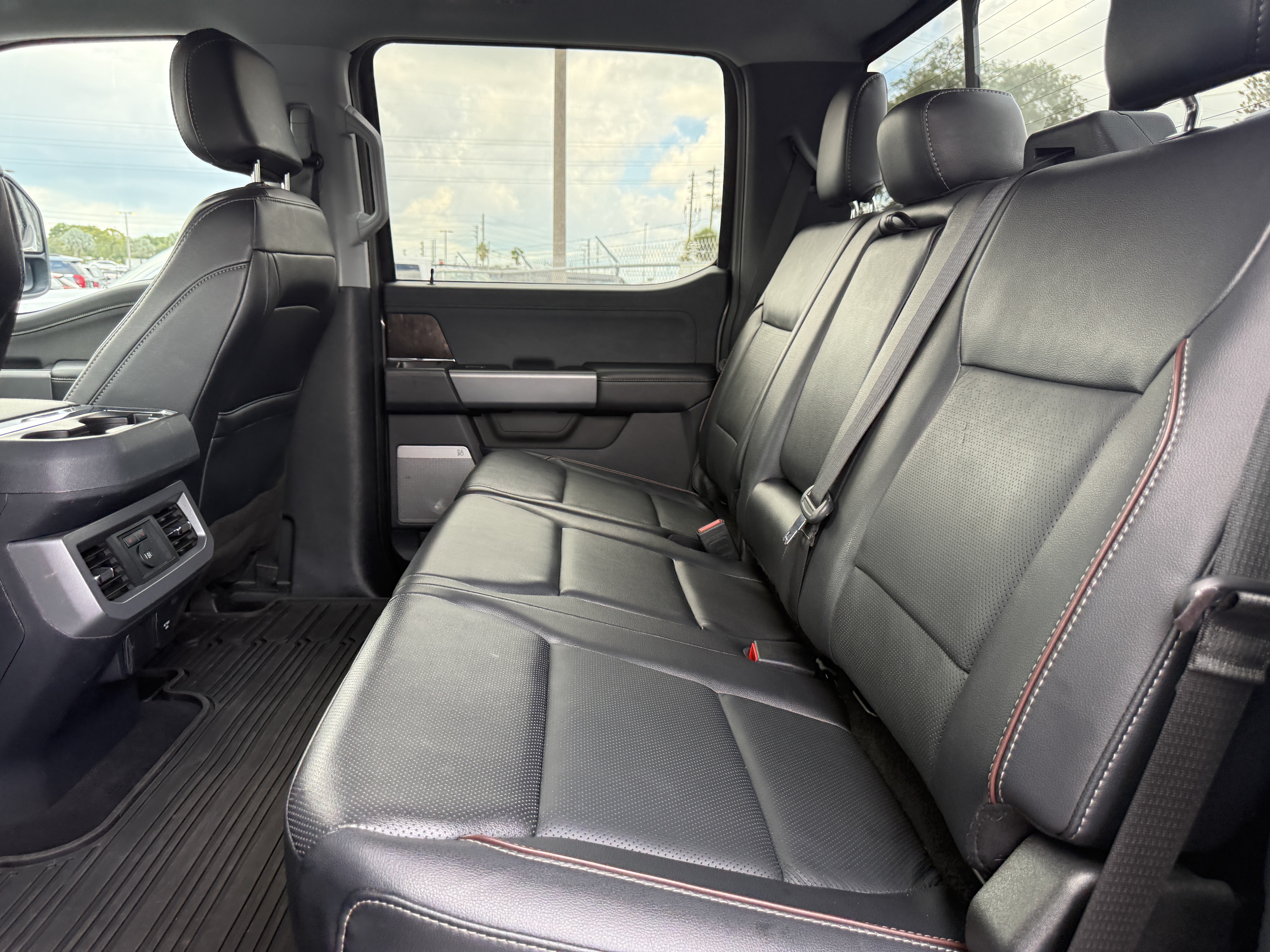 Certified 2023 Ford F250 Lariat w/ Sport Appearance Package AWD/4WD image 14