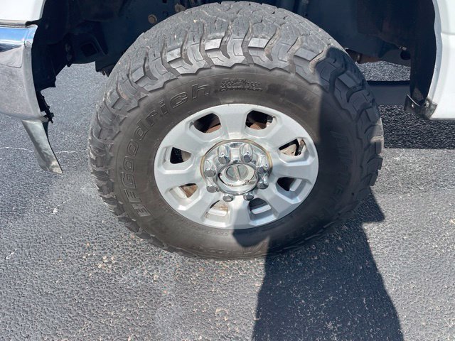 Certified 2024 Ford F250 XLT w/ FX4 Off-Road Package AWD/4WD image 3