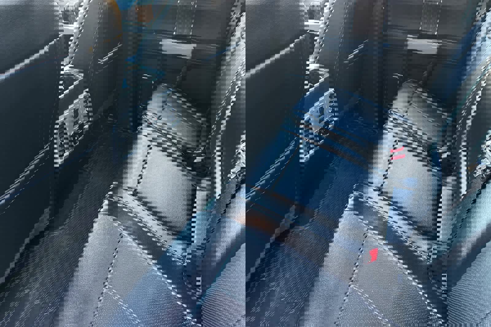 Certified 2019 Ford F150 Lariat w/ Equipment Group 502A Luxury image 4